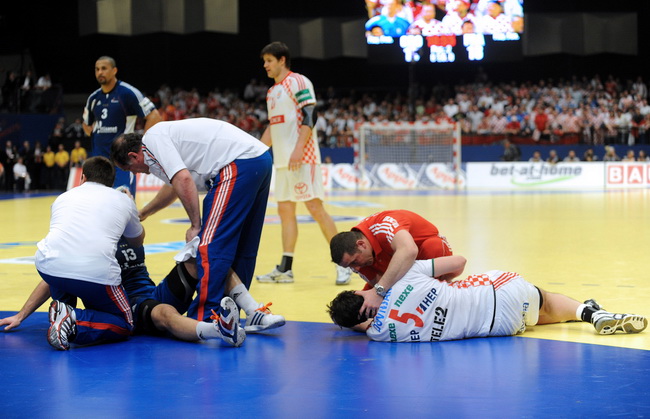 Bec, 310110.
Austrija je domacin EURO 2010 u rukometu od 19-31 01.10. U Becu se igraju utakmice poufinala i finala. Polufinale su izborile reprezentacije Islanda, Francuske, Poljske i Hrvatske. U polufinalnim utakmicama finale su izborile reprezentacije F