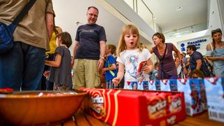 Pretpremijera predstave “Ivica i Marica” danas u Kazalištu lutaka Pretpremijera predstave “Ivica i Marica” danas u Kazalištu lutaka