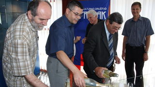 Primopredaja prostorija HKD Napredak u marini Tankerkomerc