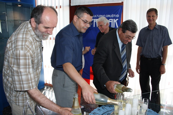 Primopredaja prostorija HKD Napredak u marini Tankerkomerc