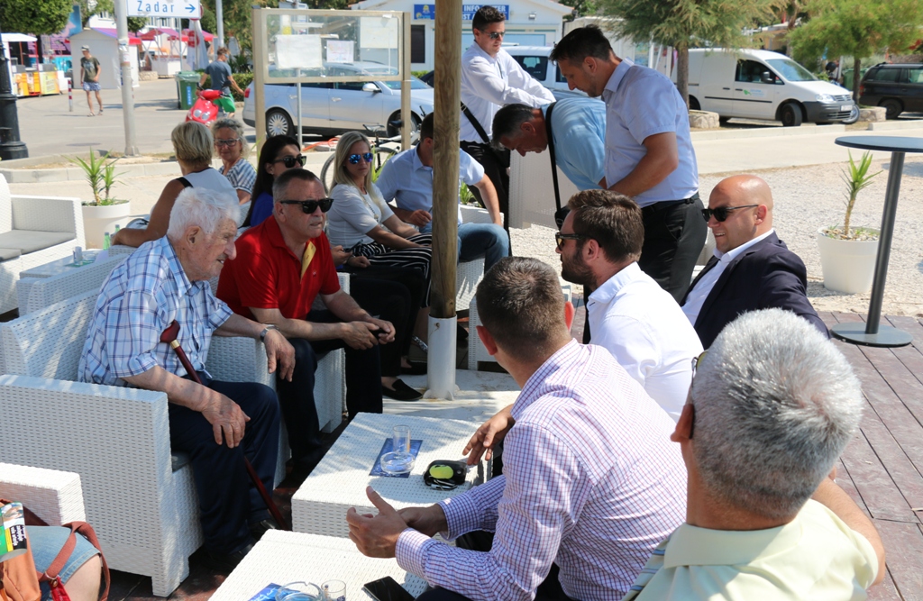 Vir: Primopredaja novog voznog parka komunalne tvrtke Čisti otok Vir: Primopredaja novog voznog parka komunalne tvrtke Čisti otok