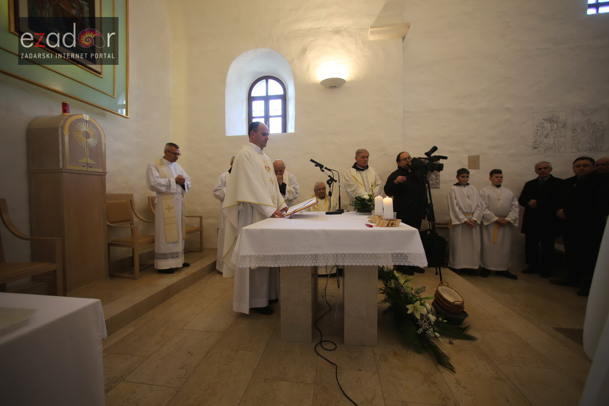 U Donjem Karinu obilježeno sjećanje na rušenje Franjevačkog samostana tijekom VRO Maslenica