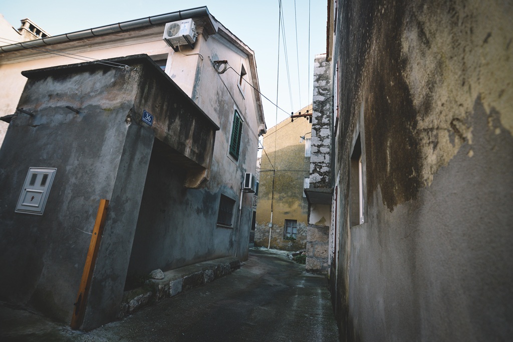 Đir po Sutomišćici Đir po Sutomišćici