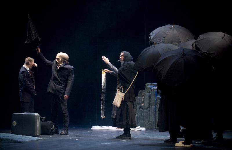 08.11.2013., Zagreb – Premijera predstave Osmi povjerenik, po romanu Renata Baretica, u reziji Sase Anocica. Photo: Daniel Kasap/PIXSELL