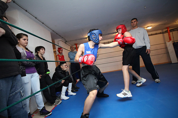 Javni sparing u boksačkom klubu Zlatna rukavica (foto:Saša Čuka)