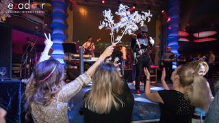 Ludnica u Saturnusu: Najbolji doček u svemiru i šire Ludnica u Saturnusu: Najbolji doček u svemiru i šire