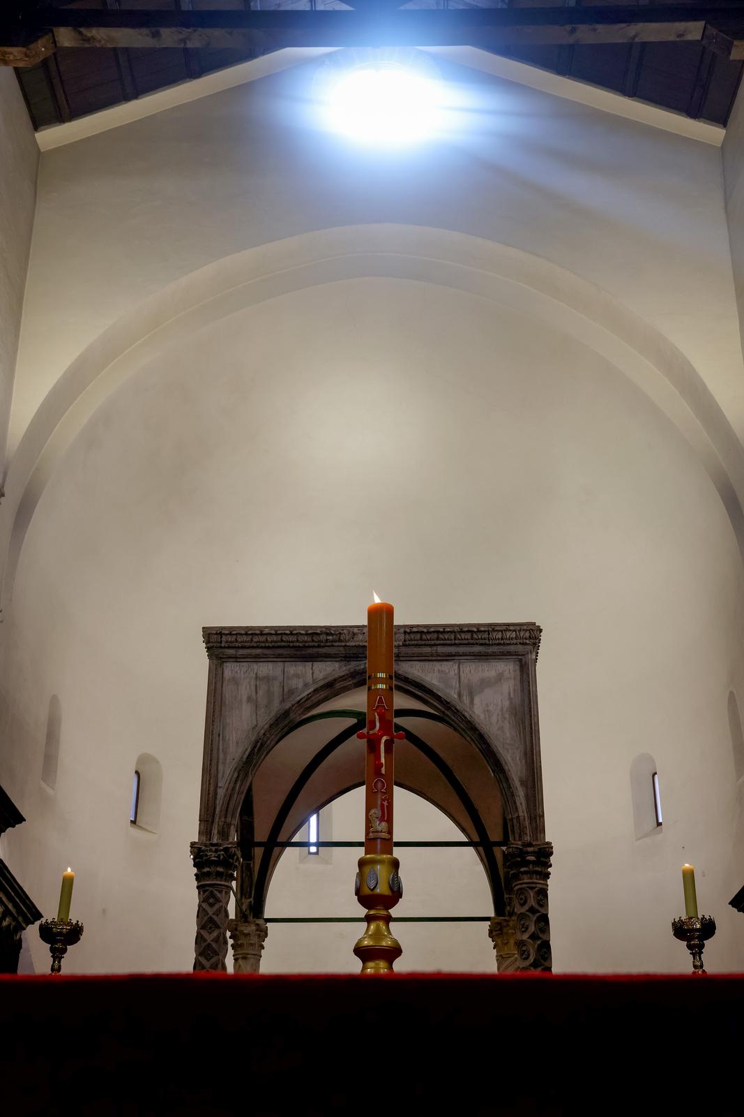 Uskršnja misa, katedrala Svete Stošije Uskršnja misa, katedrala Svete Stošije