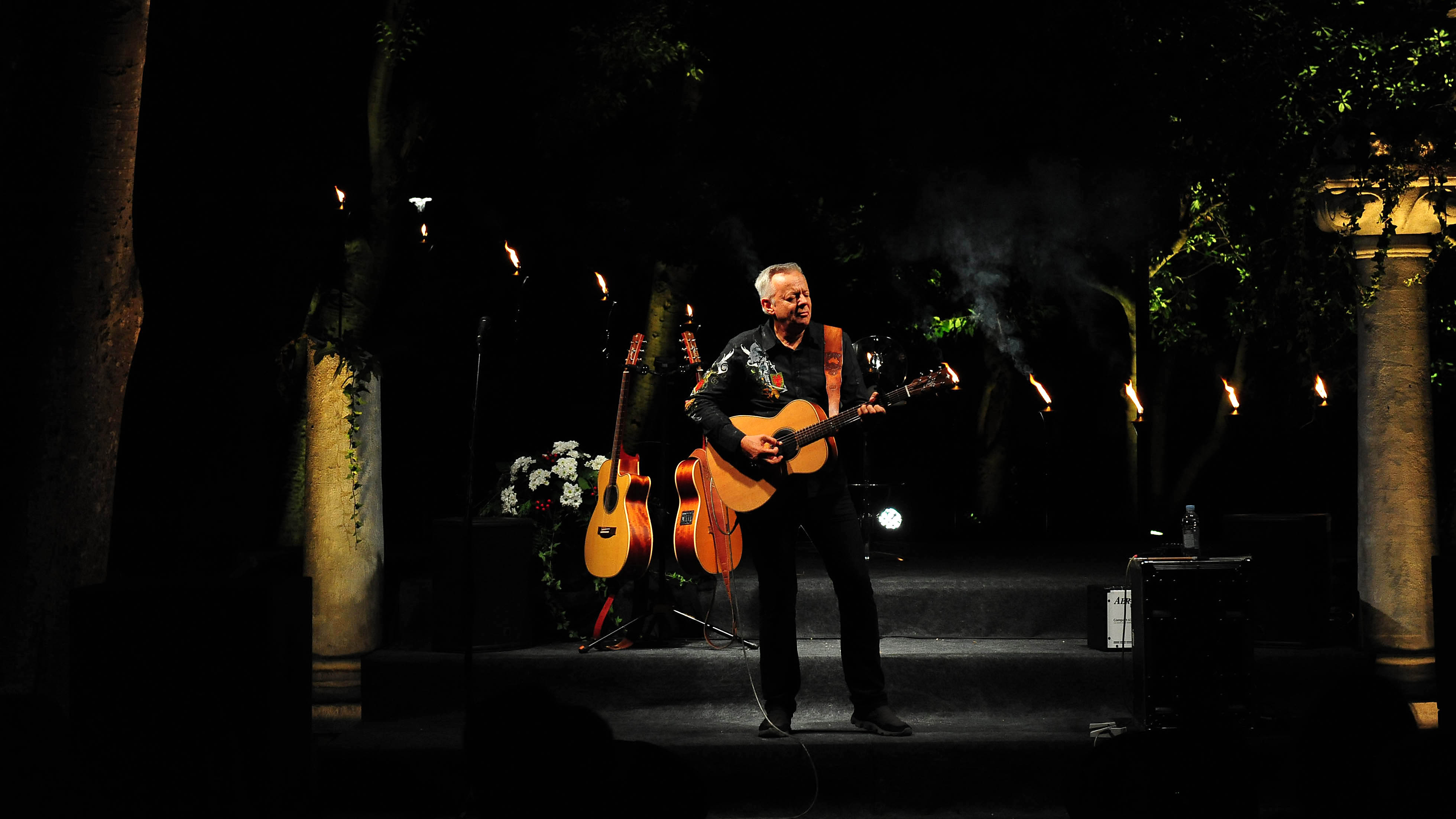 Gitaristički virtuoz Tommy Emmanuel održao fenomenalan koncert u Perivoju Vladimira Nazora. Foto: Nenad Marčev Gitaristički virtuoz Tommy Emmanuel održao fenomenalan koncert u Perivoju Vladimira Nazora. Foto: Nenad Marčev