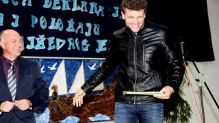 OŠ Smiljevac: Obilježena 50. godina Deklaracije o nazivu i položaju hrvatskoga jezika OŠ Smiljevac: Obilježena 50. godina Deklaracije o nazivu i položaju hrvatskoga jezika