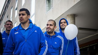 Druženje s košarkašima Zadra u Caffe baru Forum, Foto: Mia Čop Druženje s košarkašima Zadra u Caffe baru Forum, Foto: Mia Čop