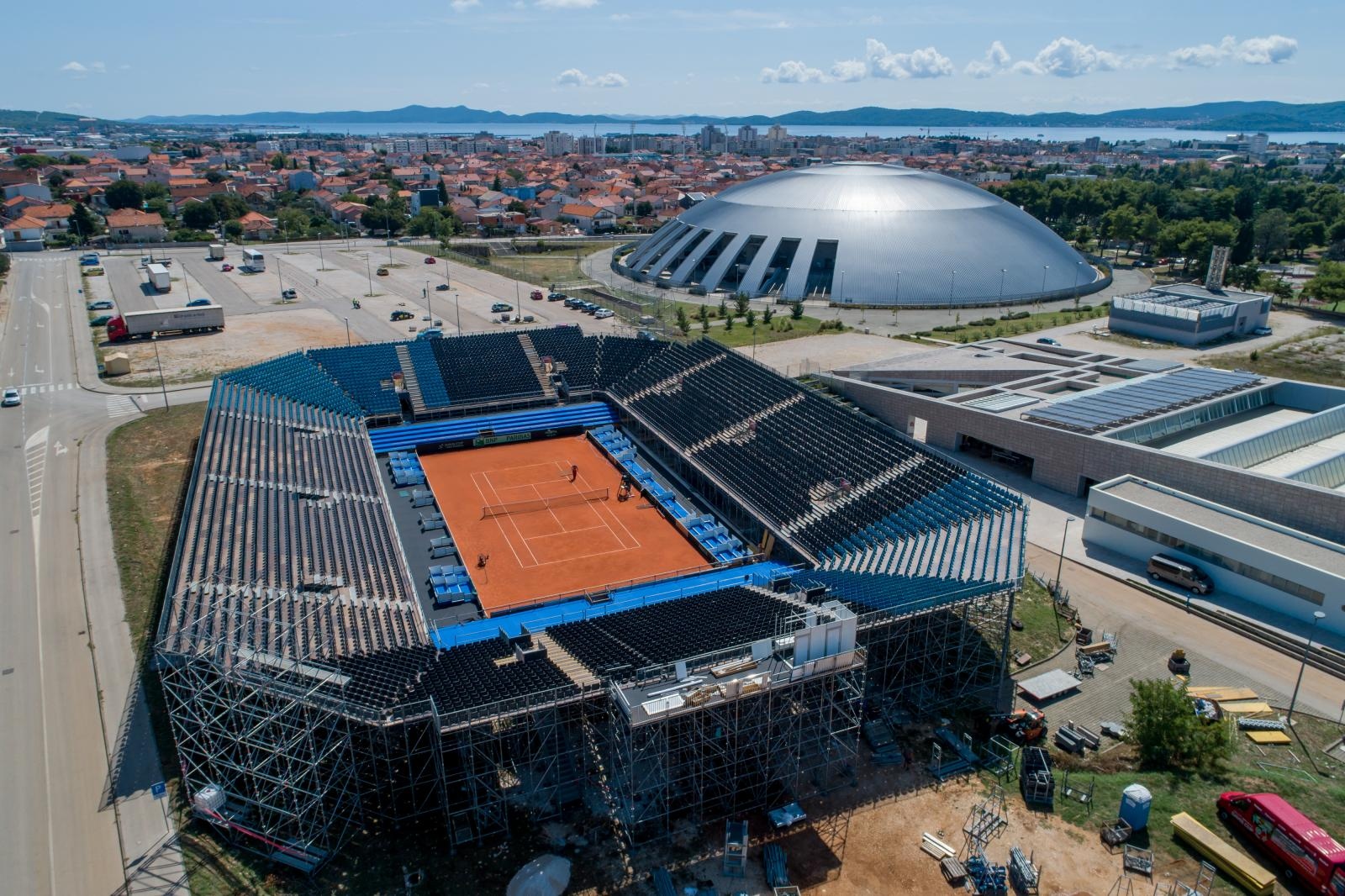 Zračne snimke teniskog terena na VIšnjiku