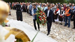 Srb: Polaganjem vijenaca obilježena obljetnica Dana ustanka naroda Like, Photo: Dino Stanin/PIXSELL