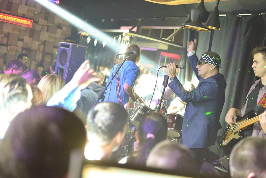 Jura Stublić & Film u Maraschino baru ; foto Iva Perinčić Jura Stublić & Film u Maraschino baru ; foto Iva Perinčić