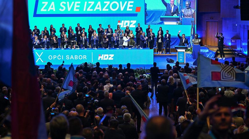 Oopci sabor Hrvatske demokratske zajednice u Lisinskom Oopci sabor Hrvatske demokratske zajednice u Lisinskom