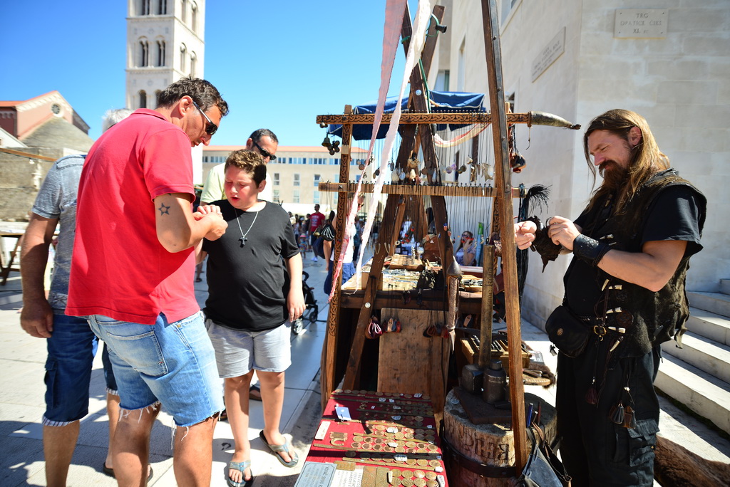 Sajam proizvodi hrvatskog sela na zadarskom Forumu