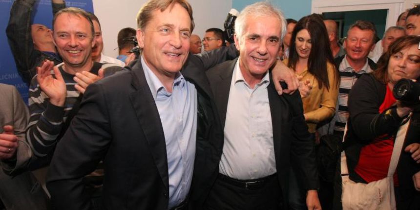 Nakon objave prvih izbornih rezultata nastalo je slavlje u stožeru HDZ-a i kolacijskih partnera. Slavila se pobjeda Božidara Kalmete, novog gradonačelnika Zadra, te pobjeda Stipe Zrilića, novog/satog župana Zadarske županije. Photo: Dino Stanin/PIXSELL