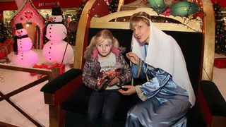 Sv. Luce razveselila mališane u Supernova centru, Foto: Iva Perinčić Sv. Luce razveselila mališane u Supernova centru, Foto: Iva Perinčić