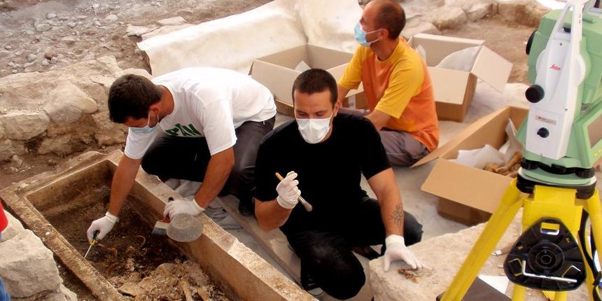 OLYMPUS DIGITAL CAMERA OLYMPUS DIGITAL CAMERA