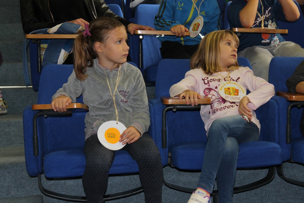 Djeca vrtića Jazine posjetila Gradsku upravu, foto: Grad Zadar Djeca vrtića Jazine posjetila Gradsku upravu, foto: Grad Zadar