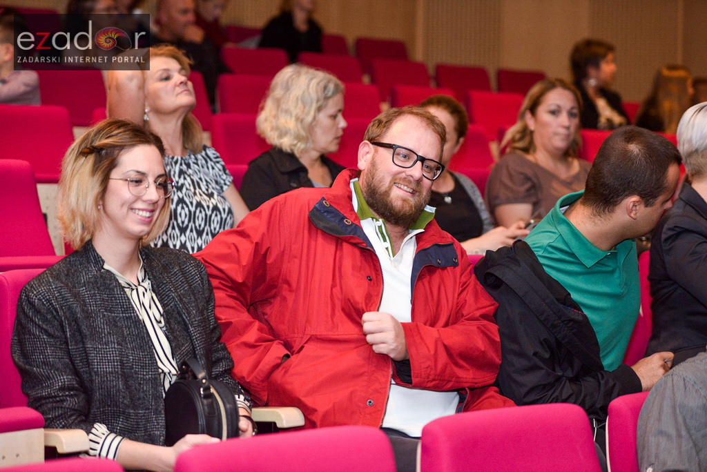 Premijera predstave “Pale sam na svijetu” u Kazalištu lutaka Zadar Premijera predstave “Pale sam na svijetu” u Kazalištu lutaka Zadar