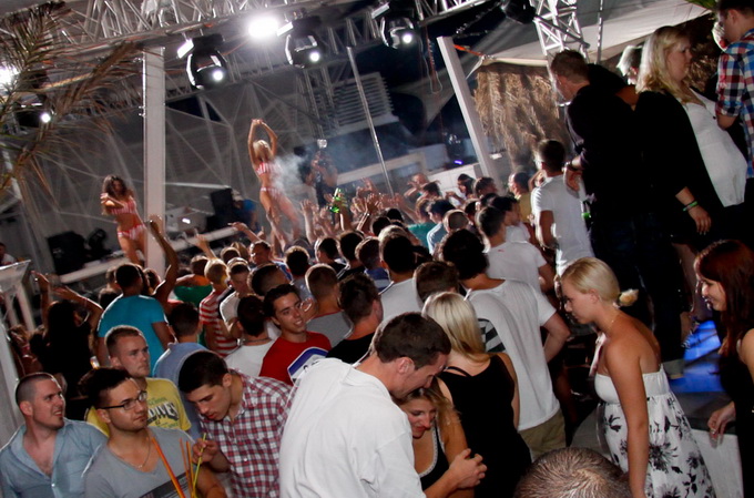 Najveći Playboy party održan na Zrću Najveći Playboy party održan na Zrću