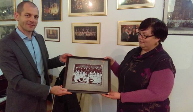 “Zoranićevci” Arhivu darovalo fotografiju svojih prethodnika iz 1908. godine