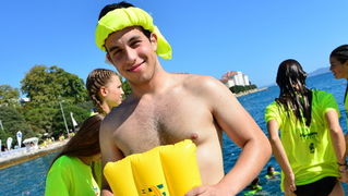 10. dm Millennium Jump na zadarskoj rivi – 3 tisuće skakača poslalo prekrasnu priču u svijet 10. dm Millennium Jump na zadarskoj rivi – 3 tisuće skakača poslalo prekrasnu priču u svijet