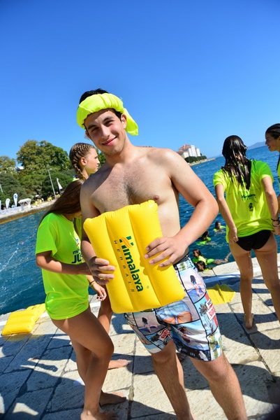 10. dm Millennium Jump na zadarskoj rivi – 3 tisuće skakača poslalo prekrasnu priču u svijet 10. dm Millennium Jump na zadarskoj rivi – 3 tisuće skakača poslalo prekrasnu priču u svijet