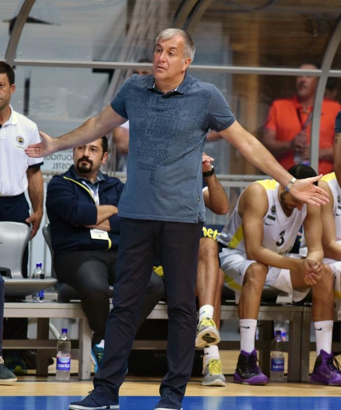 Zadar Dogus Basketball Tournament: Fenerbahçe Ülker – Darüşşafaka Doğuş 62-59, Foto: Dino Stanin/PIXSELL Zadar Dogus Basketball Tournament: Fenerbahçe Ülker – Darüşşafaka Doğuş 62-59, Foto: Dino Stanin/PIXSELL