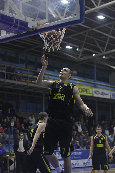 KK Borik-Puntamika – KK Dubrava