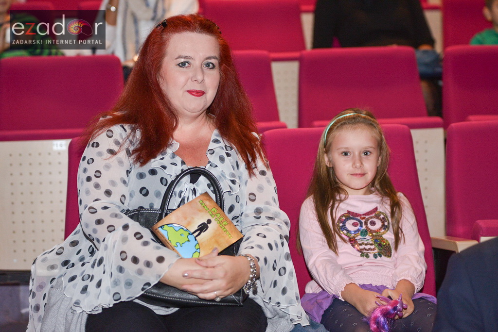 Premijera predstave “Pale sam na svijetu” u Kazalištu lutaka Zadar Premijera predstave “Pale sam na svijetu” u Kazalištu lutaka Zadar