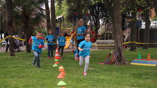 Sportska manifestacija za djecu “1000 koraka kroz 1000 ulica” SŠ “Loptica” Sportska manifestacija za djecu “1000 koraka kroz 1000 ulica” SŠ “Loptica”