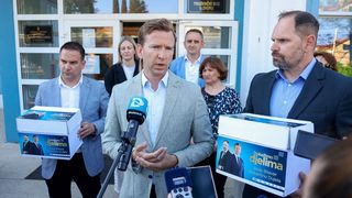 Predaja županijske liste HDZ-a i kandidat za župana Josip Bilaver Predaja županijske liste HDZ-a i kandidat za župana Josip Bilaver