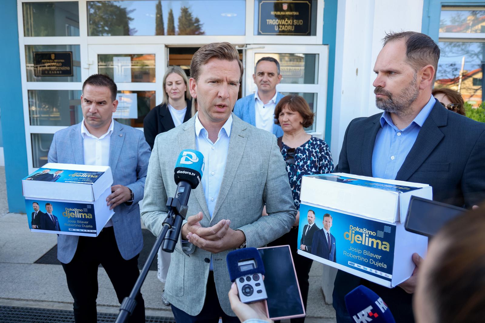 Predaja županijske liste HDZ-a i kandidat za župana Josip Bilaver Predaja županijske liste HDZ-a i kandidat za župana Josip Bilaver