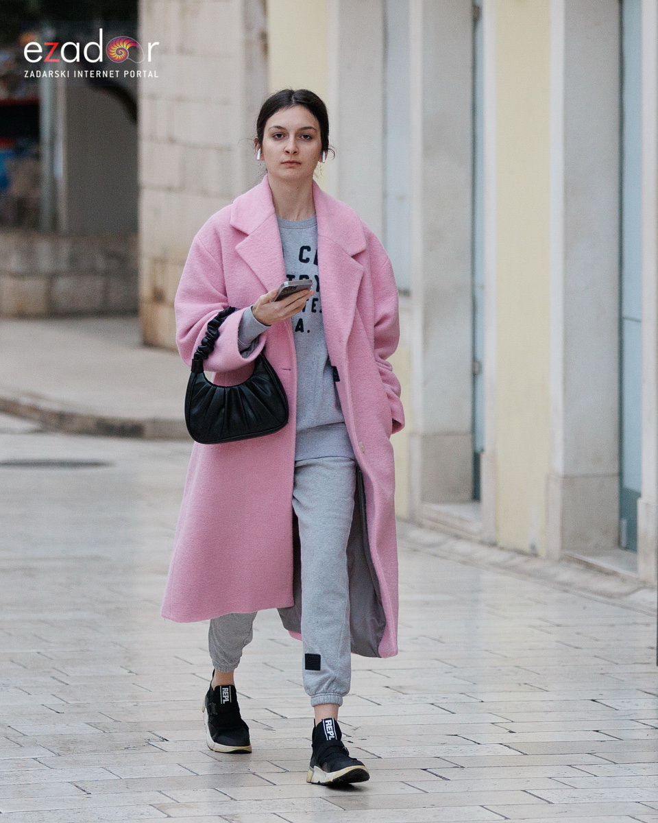 Đir po gradu, subotnja špica 12. studenog 2022. Đir po gradu, subotnja špica 12. studenog 2022.