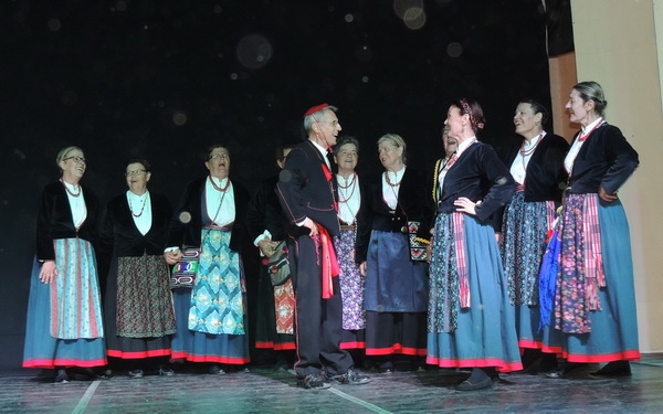 Izvrsnim izvedbama završen 2. Festival plesa – Pag 2016. Izvrsnim izvedbama završen 2. Festival plesa – Pag 2016.