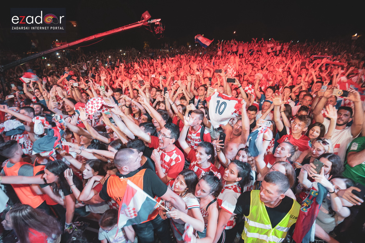 Zadar priredio nezaboravan doček svojim Vatrenim herojima