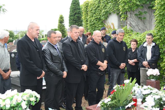 Udruga specijalaca domovinskog rata “Poskoci” Zadar obilježila je 20. obljetnicu pogiblje Svete Denona, pripadnika Specijalne jedinice “Poskoci” Zadar.