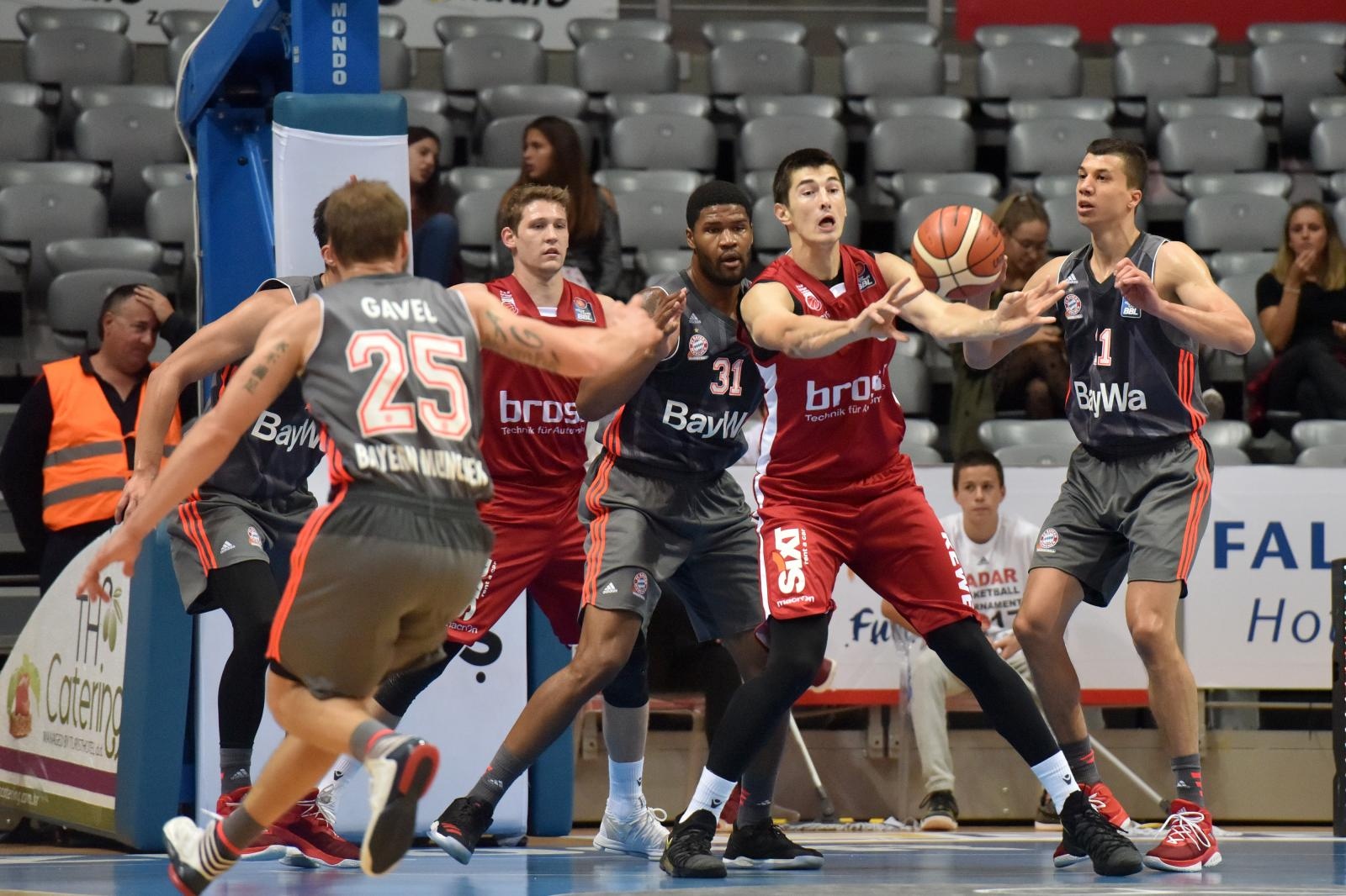 #ZDBT2017: FC Bayern Munchen – Brose Bamberg 71-58 #ZDBT2017: FC Bayern Munchen – Brose Bamberg 71-58