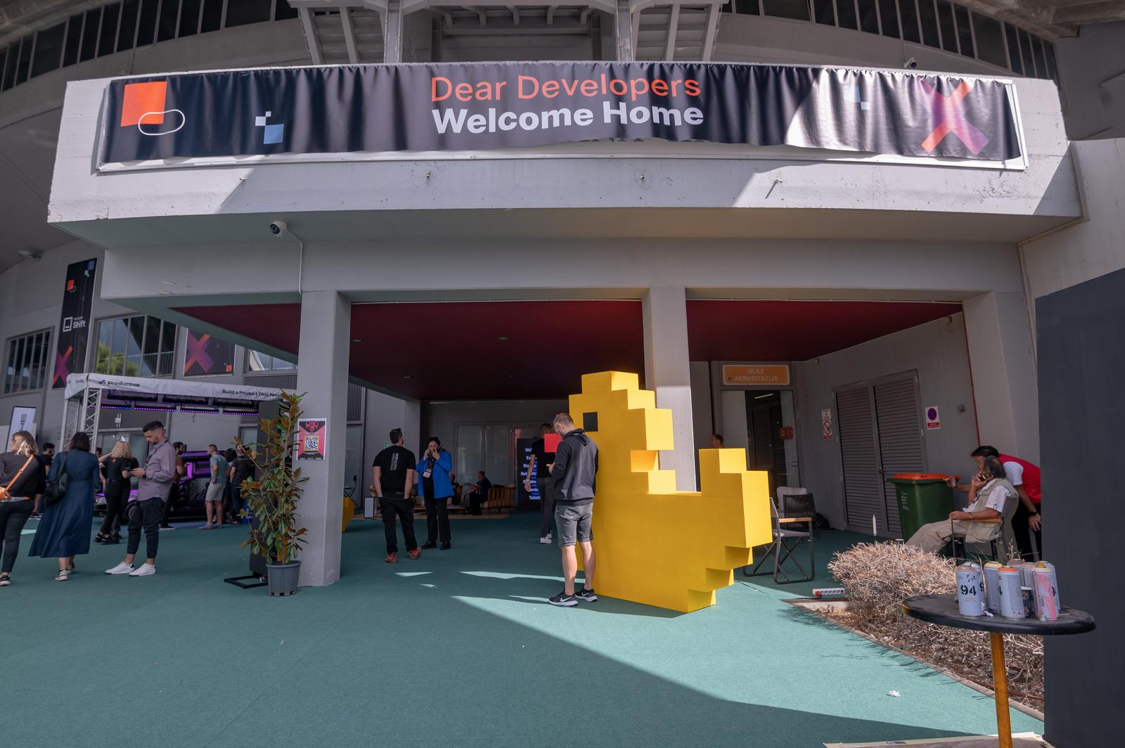 UREĐIVANJE GALERIJE: Međunarodna konferencija Infobip Shift počela na Višnjiku UREĐIVANJE GALERIJE: Međunarodna konferencija Infobip Shift počela na Višnjiku