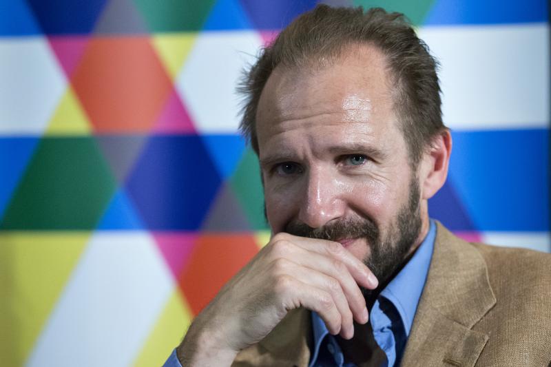 Osmi Festival zidovskog filma Zagreb – Festival tolerancije obiljezava 20. godisnjicu filma Schindlerova lista redatelja Stevena Spielberga, u kojem je posebni gost festivala Ralph Fiennes glumio nacistickog zlocinca Amona Goetha, a producirao ga je dire Osmi Festival zidovskog filma Zagreb – Festival tolerancije obiljezava 20. godisnjicu filma Schindlerova lista redatelja Stevena Spielberga, u kojem je posebni gost festivala Ralph Fiennes glumio nacistickog zlocinca Amona Goetha, a producirao ga je dire