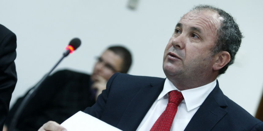 Split, 140311.
Sjednica gradskog vijeca.
Na fotografiji: gradonacelnik Zeljko Kerum.
Foto:Duje Klaric / CROPIX Split, 140311.
Sjednica gradskog vijeca.
Na fotografiji: gradonacelnik Zeljko Kerum.
Foto:Duje Klaric / CROPIX