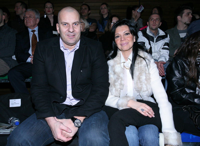 Image 1010859 (auto) Image 1010859 (auto)