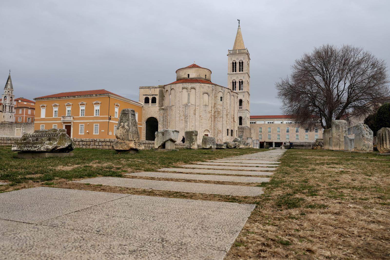 Oblačna nedjelja u Zadru