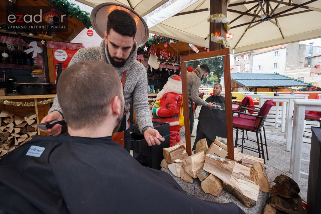 Đir po gradu, subotnja špica 2. prosinca 2017. Đir po gradu, subotnja špica 2. prosinca 2017.
