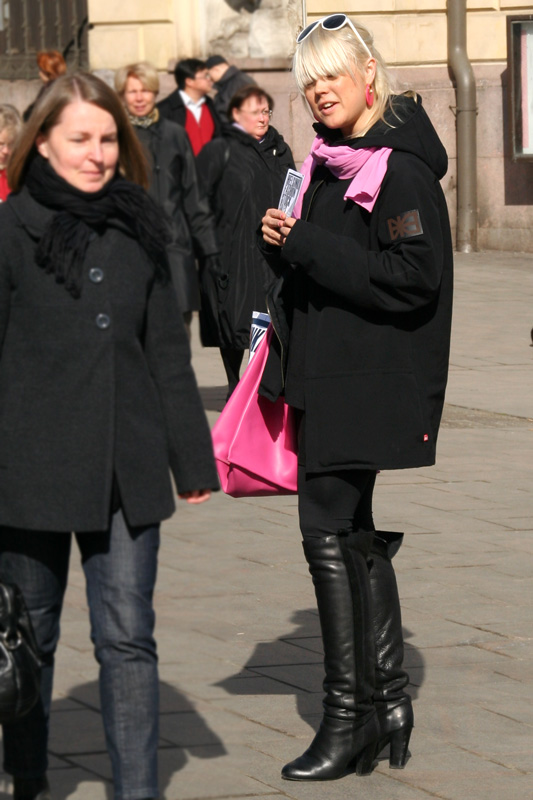 Žene Stochkolma i Helsinkija