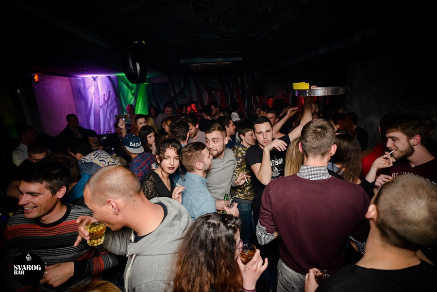Subotnji party u Svarog baru