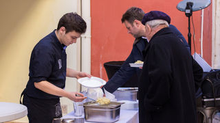 Badnjak 2016: Blagdanski đir po gradu 24. prosinca Badnjak 2016: Blagdanski đir po gradu 24. prosinca