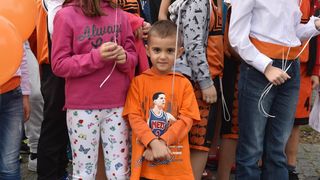 Šibenik: Puštanjem 53 balona obilježen rođendan Dražena Petrovića Šibenik: Puštanjem 53 balona obilježen rođendan Dražena Petrovića