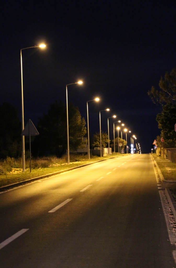 Rekonstrukcija ceste D-306 na Viru: Zasvijetlilo od Virskog mosta do centra!